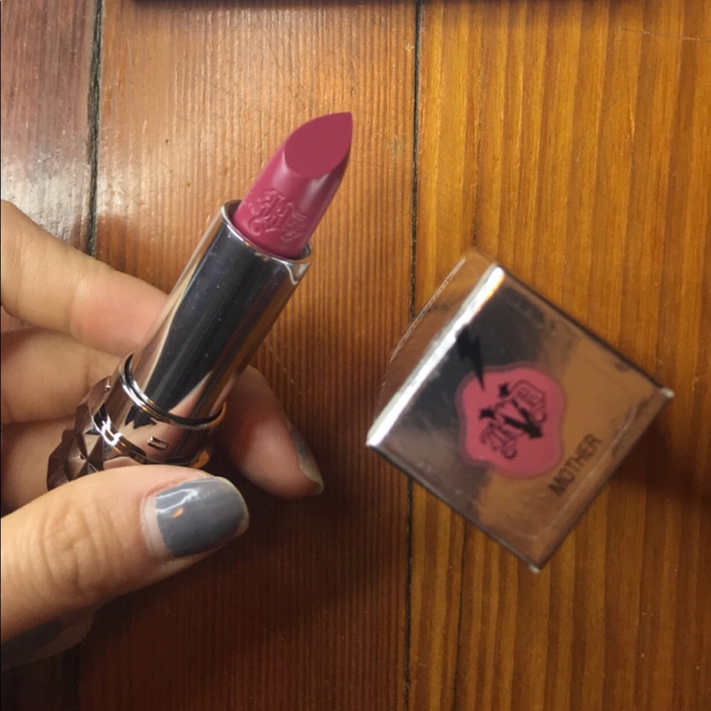 KVD lipstick